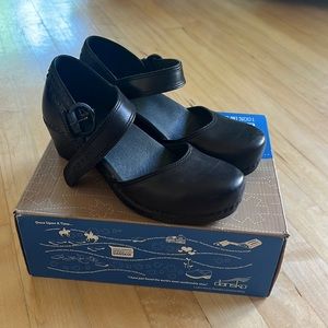 Dansko Black Makenna Shoes